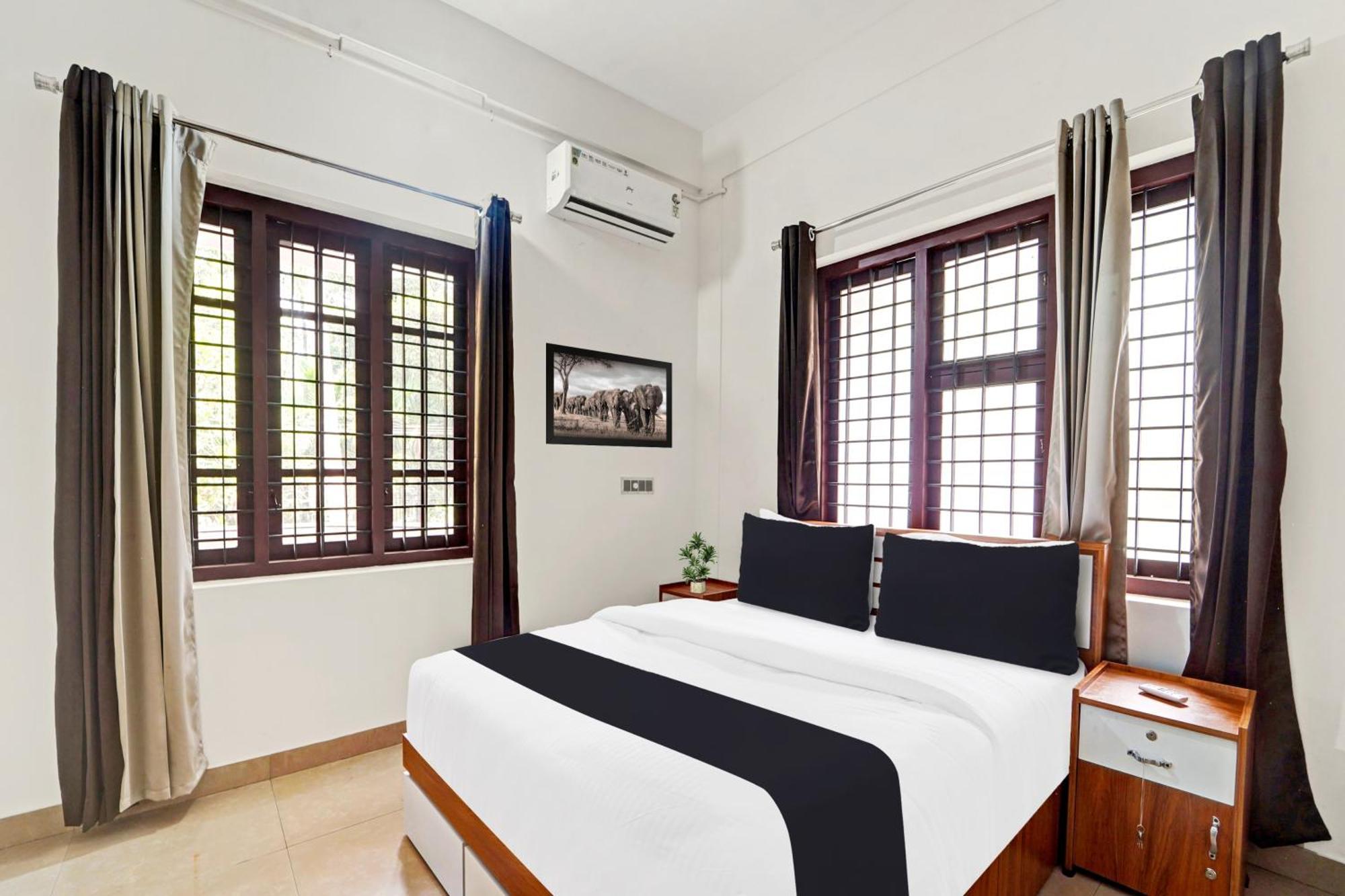 Super Hotel O West Hill Near Mietra Hospital Varakal Exterior photo
